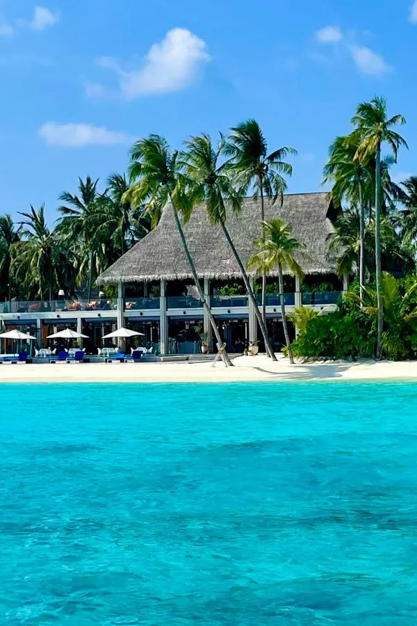 Maldiivid: üleveebirannad ja veevillas